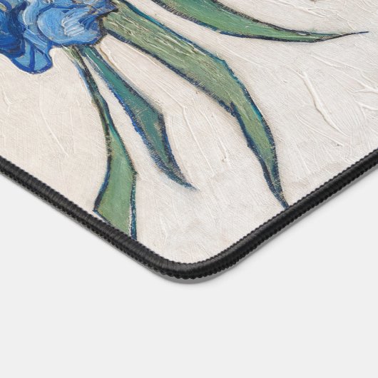 Still Life Vase mit Irisch von Vincent van Gogh Schreibtischunterlage (Ecke)