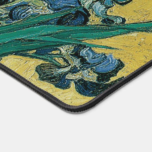Still Life Vase mit Irisch von Vincent van Gogh Schreibtischunterlage (Ecke)