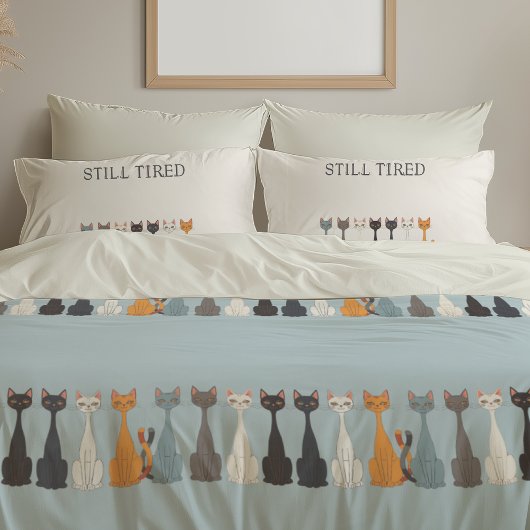 Still Tired Cats - Blue Cat Mom Graphic Reversible Kissenbezug