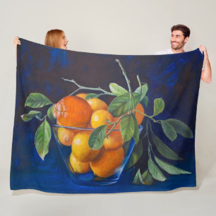 Stilleben mit Zitronen und Orangenbaumzweig Fleecedecke
