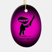 Stiller schwarzer ninja Meuchelmörder, bewaffnet Keramik Ornament (Hinten)