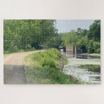 Stiller Weg am Kanal