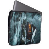 Stiller Winter: Stiller Tempel am Winterfluss Laptopschutzhülle (Vorne Rechts)