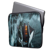 Stiller Winter: Stiller Tempel am Winterfluss Laptopschutzhülle (Vorderseite Links)