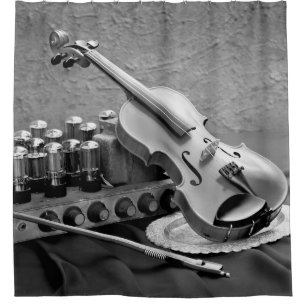 Stillleben-Fine-Art-Fotografie auf Musiker Techno Duschvorhang