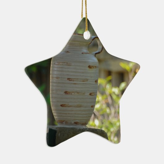 Stillleben Keramik Ornament (Rechts)