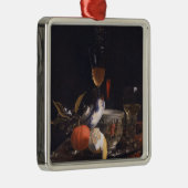 Stillleben mit chinesischem Zuckerglas Silbernes Ornament (Rechts)