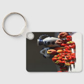 Stillleben mit Erdbeeren, Pfirsichen und Kirschen Schlüsselanhänger (Rückseite)