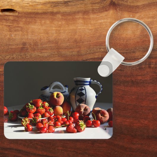 Stillleben mit Erdbeeren, Pfirsichen und Kirschen Schlüsselanhänger (Vorderseite)