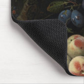 Stillleben mit Frucht, Laub und Insekten, c.1669 Mousepad (Ecke)