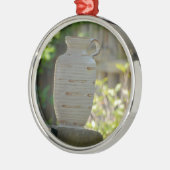 Stillleben Ornament Aus Metall (Links)