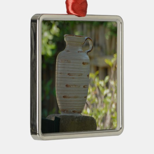 Stillleben Silbernes Ornament (Rechts)