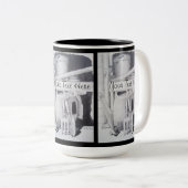 Stillleben zeichnend Gartengeräte für Gärtner Zweifarbige Tasse (VorderseiteRechts)