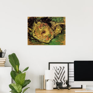 Stillleben Zwei geschnittene Sonnenblumen von Vinc Poster