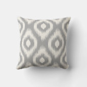 Stilvoll Chic Gray Ivory White Diamond Ikat Muster Kissen (Rückseite)