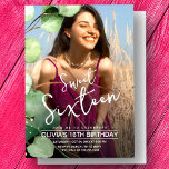 Stilvoll modernes pinkfarbenes Grün, süß 16-jährig Einladung<br><div class="desc">Feiern Sie einen Meilenstein mit unserem eleganten, modernen rosa Sweet 16 Geburtstagseinladungen! Von elegant bis rosa modern, rustikal bis blumenreich, haben wir die perfekte Einladung zum 16. Geburtstag, um Ihren einzigartigen Stil zu erfüllen und Ihre Feier unvergesslich zu machen. Unsere elegante rustikale Weise grün Sweet 16 Geburtstag Einladungen mit Foto...</div>
