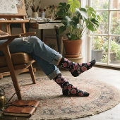 Stilvoll rosa Blumenmuster auf schwarz Socken