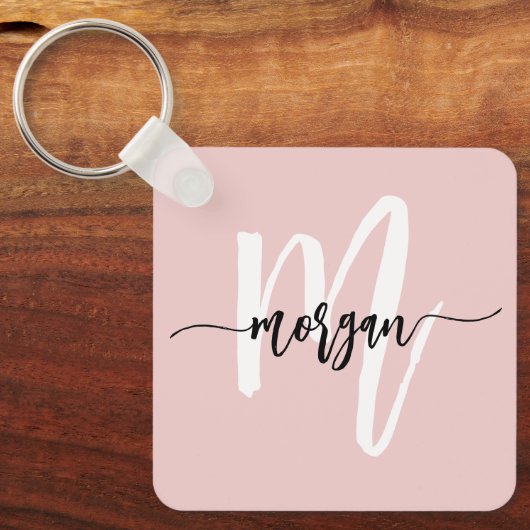Stilvoll rosa Modernes Script Girly Monogram Name Schlüsselanhänger (Vorderseite)