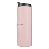Stilvoll rosa Modernes Script Girly Monogram Name Thermosbecher (Nach rechts gedreht)