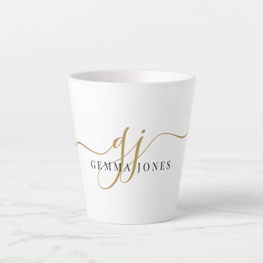Stilvolle Black Gold Monogram Eleganter Skriptname Milchtasse (Vorderseite)