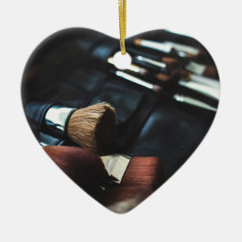 Stilvolle Black Makeup Artist Keramikornament