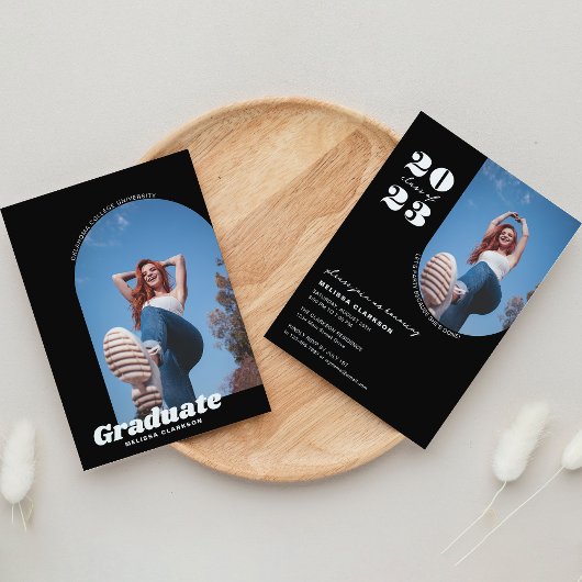 Stilvolle Black Retro Foto Arch Graduation Party Einladung