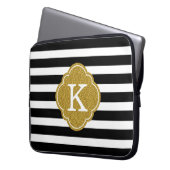 Stilvolle Black Stripes Gold Monogram Laptopschutzhülle (Vorderseite Links)