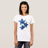 Stilvolle blaue BLUE STARS Statement-Design T-Shirt (Vorne ganz)