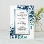 Stilvolle Blue Floral Wedding Einladung (Stehend Vorderseite)