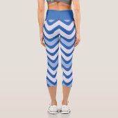 Stilvolle Blue Wavy Zickzack Pattern Yoga-Übungen Capri Leggings (Rückseite)