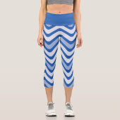 Stilvolle Blue Wavy Zickzack Pattern Yoga-Übungen Capri Leggings (Vorderseite)