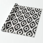 Stilvolle Chic Mod Black Ivory Diamond Ikat Muster Geschenkpapier (Ungerollt)