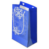 Stilvolle Cobalt Blue Snowflakes Moderne Weihnacht Kleine Geschenktüte (Vorderseite Schrägansicht)