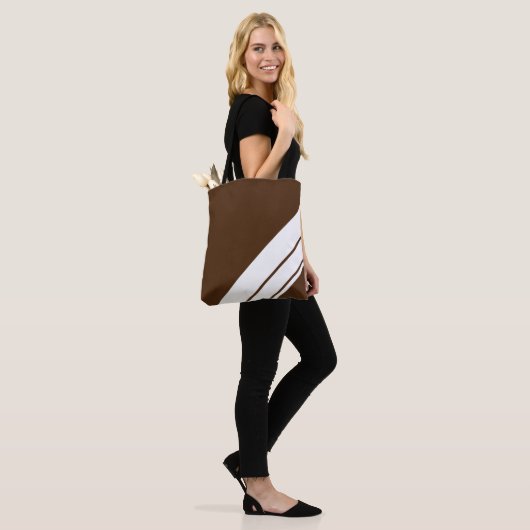 Stilvolle Cocoa Brown White Corner Racing Streifen Tasche (Am Model)