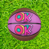 Stilvolle Coole "OK" Bold Lila Sport Mini Basketball