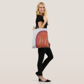 Stilvolle Coral Magenta Arch mit Monogram Tasche (Am Model)