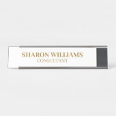 Stilvolle Elegant Beruflich White Gold Minimal Schreibtischnamensplakette (Vorderseite )