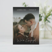 Stilvolle Engagement Party mit Foto einladen Einladung (Stehend Vorderseite)