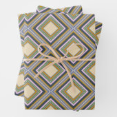 Stilvolle geometrische Formen Muster in braunem Sa Geschenkpapier Set (Beispiel)