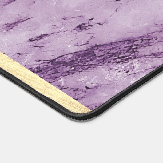 Stilvolle Girly Elegant Gold Lila Marble Monogram Schreibtischunterlage (Ecke)