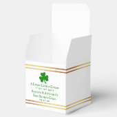 Stilvolle Gold Foil St. Patrick's Day Baby Shower Geschenkschachtel (Geöffnet)
