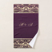 Stilvolle Gold Wirbel Monogram Burgundy Badhandtuch Set (Handtuch)