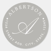 Stilvolle graue Script Monogram Familienname-Adres Runder Aufkleber (Vorderseite)
