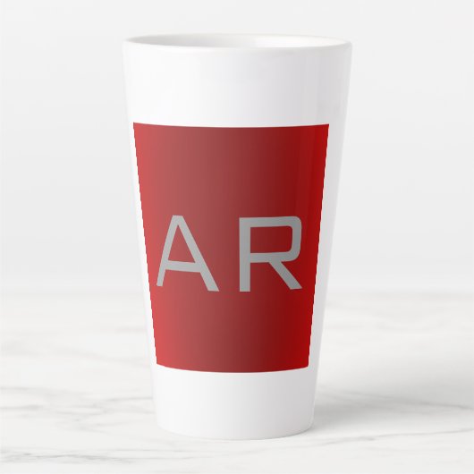Stilvolle Gray Red Trendy Monogram Milchtasse (Vorderseite)