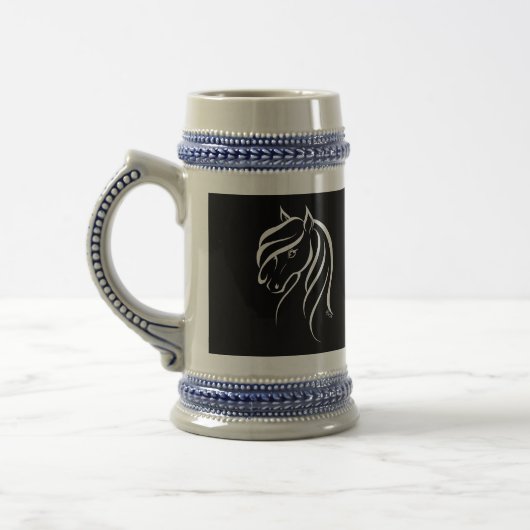 Stilvolle Hand gezeichnete elegante Bierglas (Links)