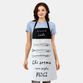 Stilvolle italienische Kochsardinen zeichnend schw Schürze (Getragen)