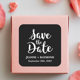 Stilvolle Kalligrafie Black Wedding Save the Date Quadratischer Aufkleber