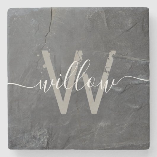 Stilvolle Karkohle Gray Stone Script Monogram Steinuntersetzer (Vorderseite)