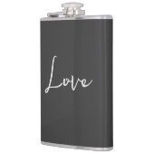 Stilvolle Liebe-Hochzeit mit grauem Hintergrund Flachmann (Links)