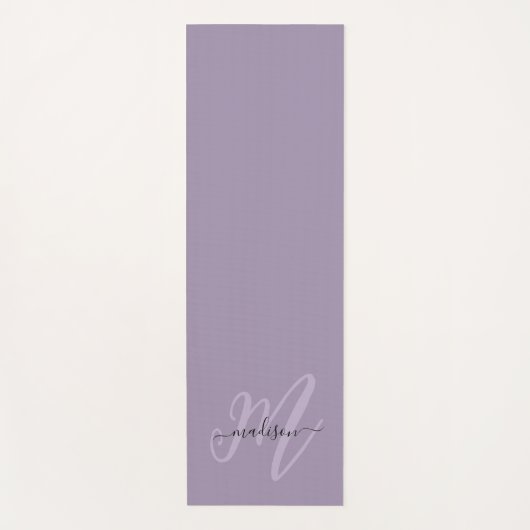 Stilvolle Lila Boho Script Monogram und Name Yogamatte (Vorderseite)